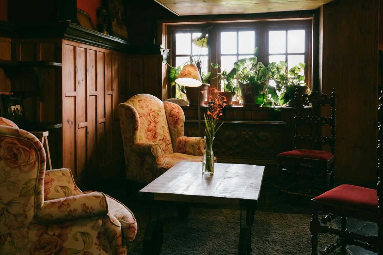 Hotel La Moncloa De San Lazaro à Cacabelos  Extérieur photo