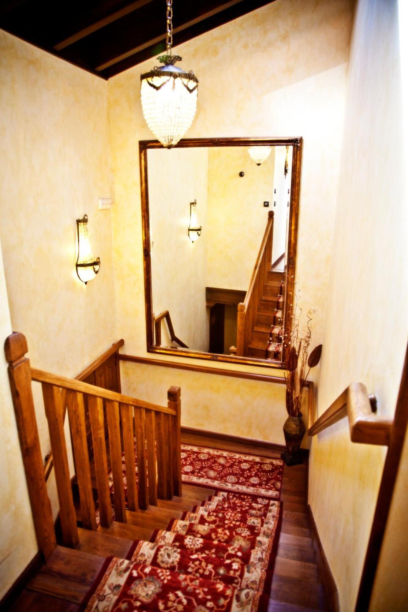 Hotel La Moncloa De San Lazaro à Cacabelos  Extérieur photo